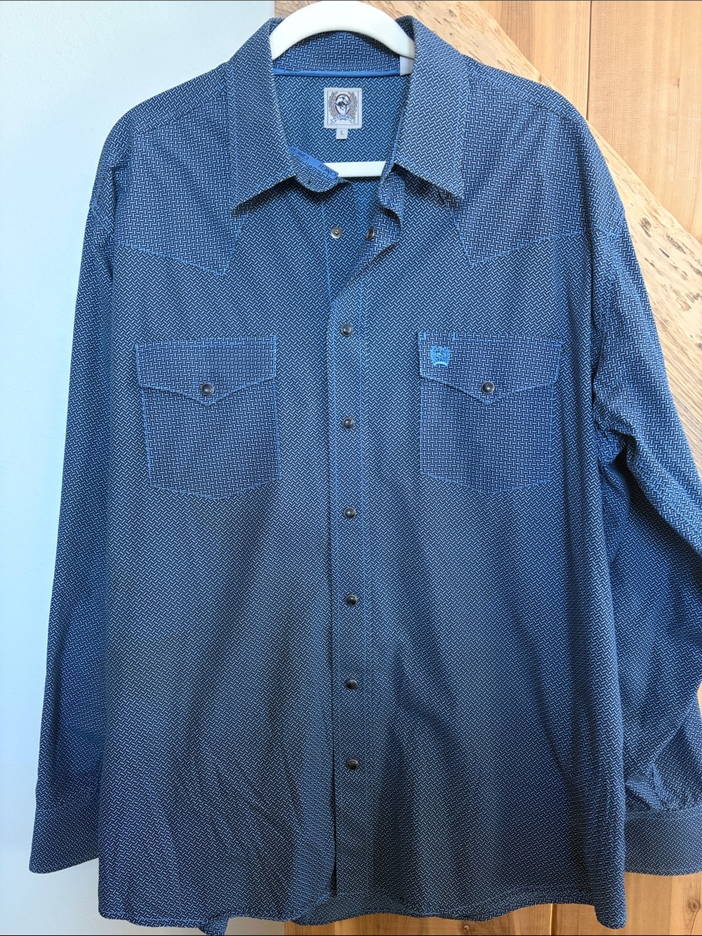 Cinch Men's Blue Micro-Pattern Western Button-Down Shirt, worn once